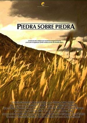 Постер фильма Piedra sobre piedra (2004)